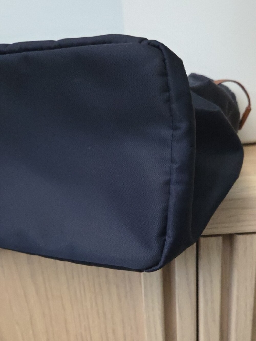 NWOT Agnes B. Navy Nylon Tote with Tan Leather Accents - Picture 11 of 14